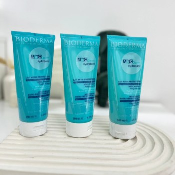 لوسیون بدن و صورت بیودرما مدل ABCderm Hydratant h اورجینال