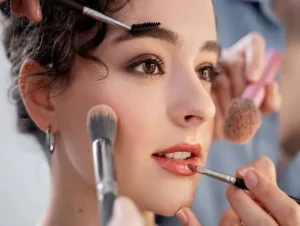 آرایش مناسب محل کار